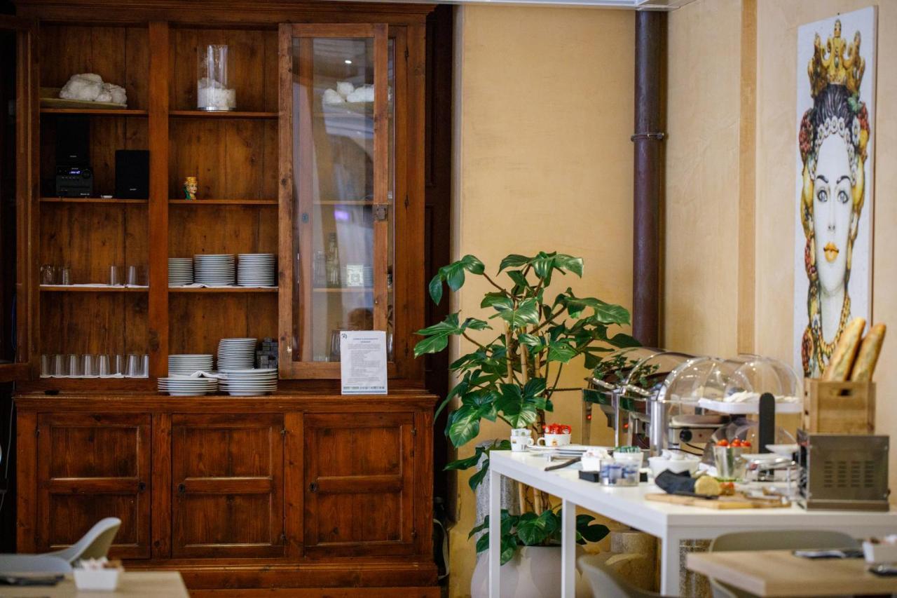 Room Of Andrea Hotel Trapani Exterior foto